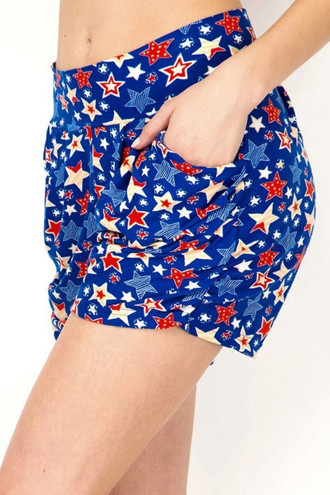 Women’s Regular Blue Red Star American Flag Printed Pleated Pockets Harem Shorts