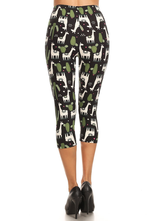 Women's Regular White Giraffe Green Cactus Printed Cropped Capri Leggings