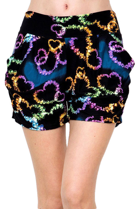 Women’s Regular Colorful Flame Heart Printed Pleated Pockets Harem Shorts